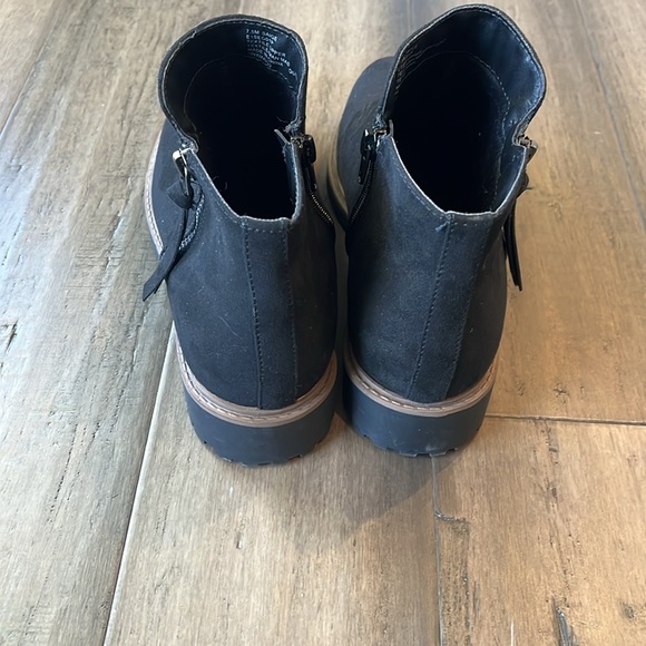 Esprit Black suede booties - Picture 5 of 8
